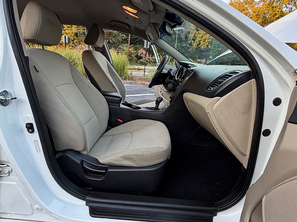 2013 Kia Optima LX - Photo 11
